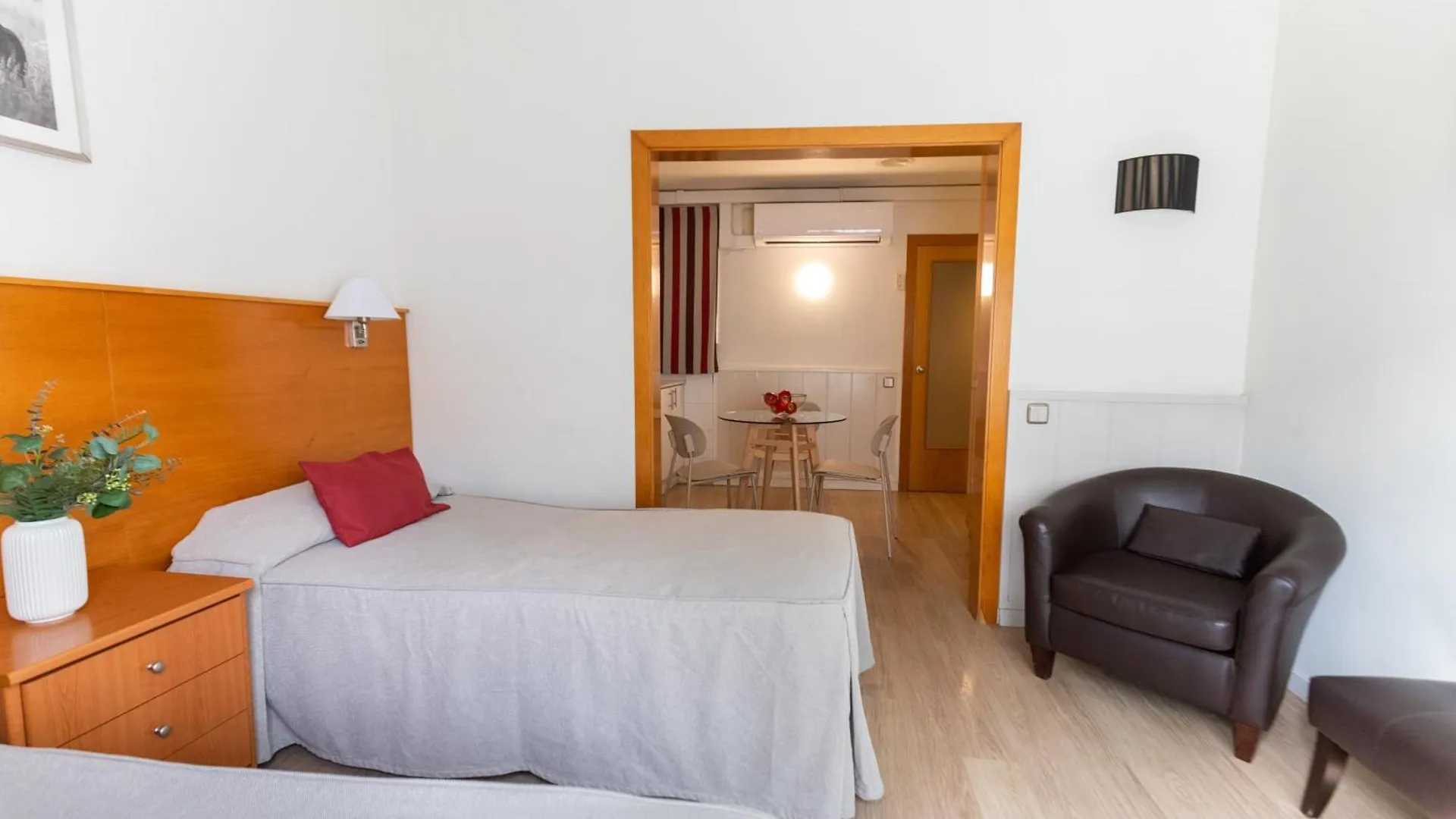 Atica Apartments - By Weflating Barcelona Spain